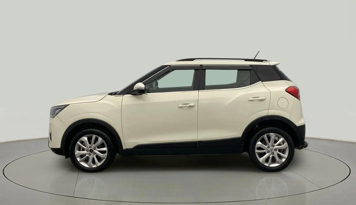 2021 Mahindra XUV300 W8 1.5 DIESEL, Diesel, Manual, 78,310 km, Left Side