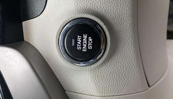 2021 Mahindra XUV300 W8 1.5 DIESEL, Diesel, Manual, 78,310 km, Keyless Start/ Stop Button