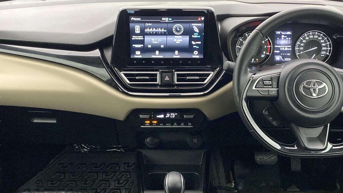 2023 Toyota Glanza V AMT, Petrol, Automatic, 18,898 km, Air Conditioner