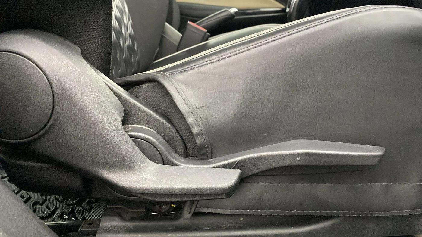 2023 Toyota Glanza V AMT, Petrol, Automatic, 18,898 km, Driver Side Adjustment Panel