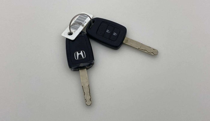 2015 Honda City 1.5L I-VTEC V MT, Petrol, Manual, 53,876 km, Key Close Up