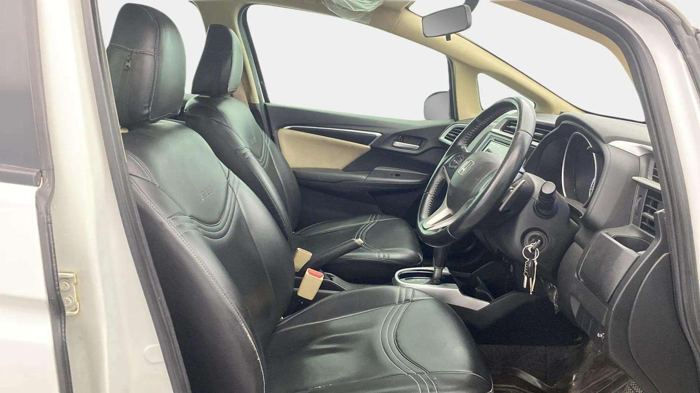 2018 Honda Jazz 1.2L I-VTEC V AT, Petrol, Automatic, 33,184 km, Right Side Front Door Cabin