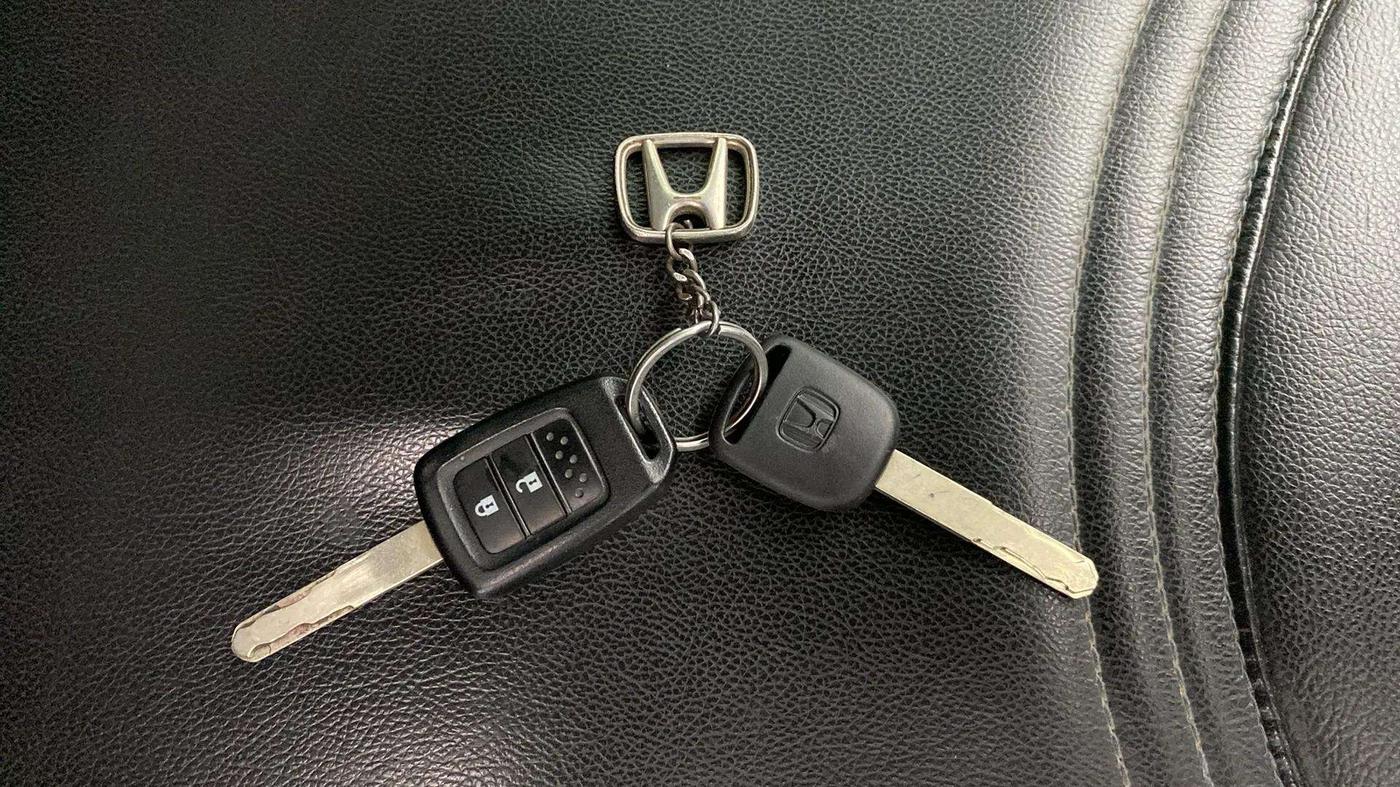 2018 Honda Jazz 1.2L I-VTEC V AT, Petrol, Automatic, 33,184 km, Key Close Up