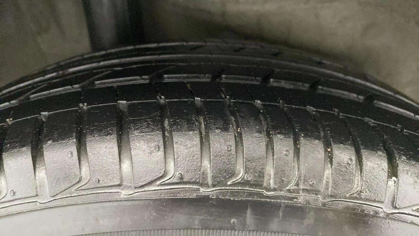 2018 Honda Jazz 1.2L I-VTEC V AT, Petrol, Automatic, 33,184 km, Right Rear Tyre Tread