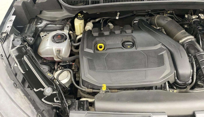 2022 Skoda KUSHAQ STYLE 1.5L TSI DSG (6 AIRBAGS), Petrol, Automatic, 16,286 km, Engine View - Right