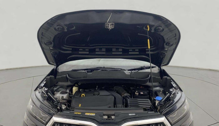 2022 Skoda KUSHAQ STYLE 1.5L TSI DSG (6 AIRBAGS), Petrol, Automatic, 16,286 km, Open Bonet