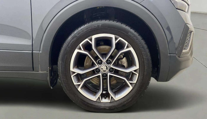 2022 Skoda KUSHAQ STYLE 1.5L TSI DSG (6 AIRBAGS), Petrol, Automatic, 16,286 km, Right Front Wheel