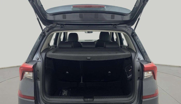 2022 Skoda KUSHAQ STYLE 1.5L TSI DSG (6 AIRBAGS), Petrol, Automatic, 16,286 km, Boot Open Zoomed View