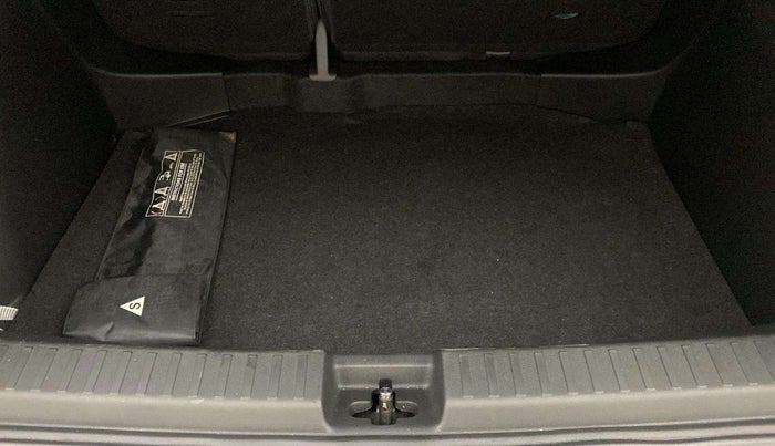 2022 Skoda KUSHAQ STYLE 1.5L TSI DSG (6 AIRBAGS), Petrol, Automatic, 16,286 km, Boot Inside