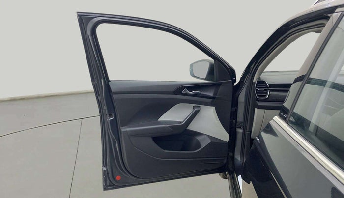 2022 Skoda KUSHAQ STYLE 1.5L TSI DSG (6 AIRBAGS), Petrol, Automatic, 16,286 km, LHS Front Door