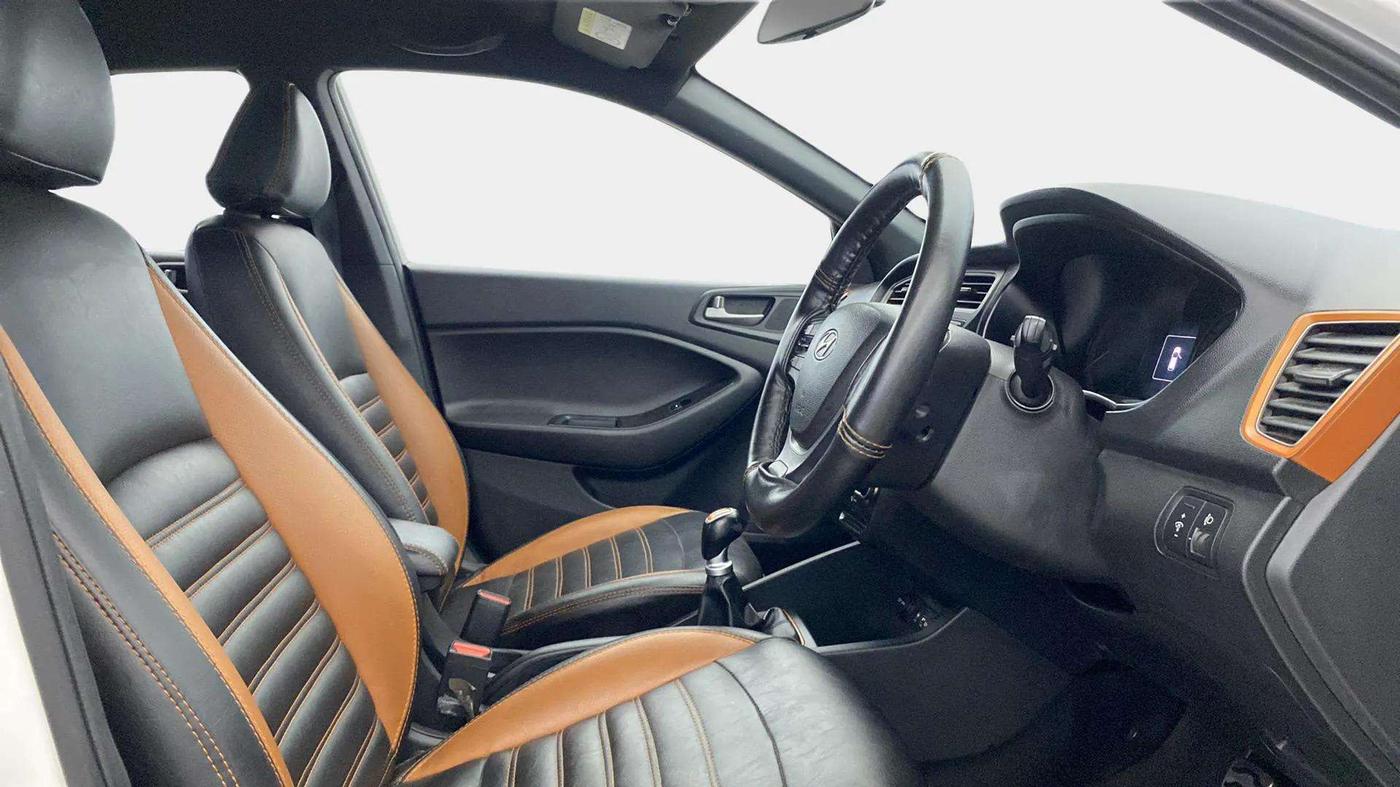 2015 Hyundai i20 Active 1.2 SX, Petrol, Manual, 54,655 km, Right Side Front Door Cabin