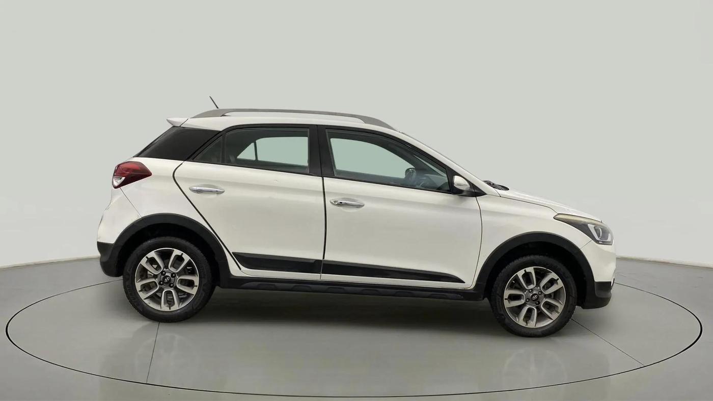 2015 Hyundai i20 Active 1.2 SX, Petrol, Manual, 54,655 km, Right Side View