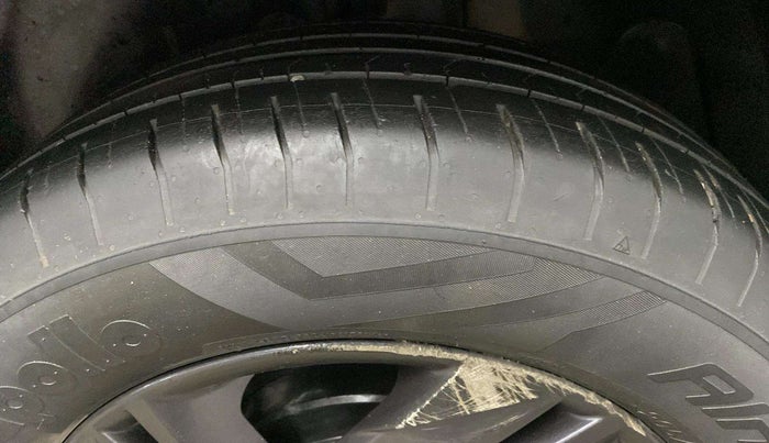 2022 Hyundai Creta S PLUS KNIGHT 1.5 PETROL, Petrol, Manual, 27,488 km, Left Rear Tyre Tread