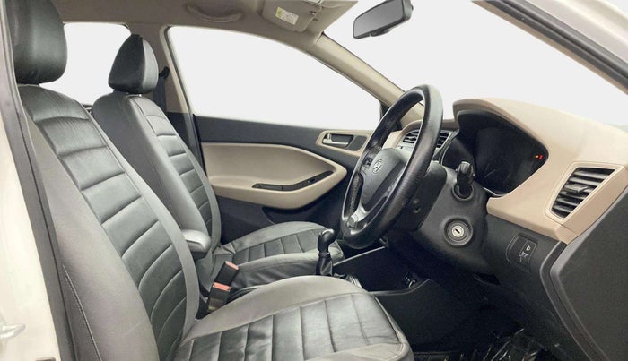 2016 Hyundai Elite i20 SPORTZ 1.2, Petrol, Manual, 47,385 km, Right Side Front Door Cabin