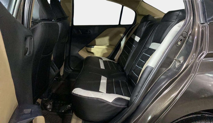 2015 Honda City 1.5L I-VTEC SV, Petrol, Manual, 61,570 km, Right Side Rear Door Cabin