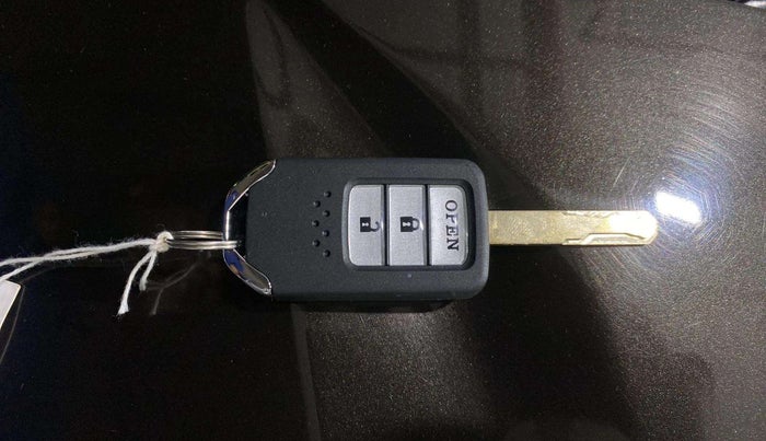 2015 Honda City 1.5L I-VTEC SV, Petrol, Manual, 61,570 km, Key Close Up