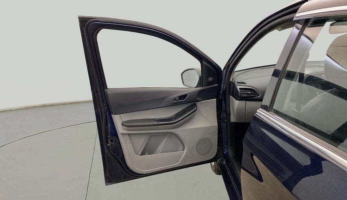 2022 Tata Tiago XM CNG, CNG, Manual, 68,329 km, LHS Front Door
