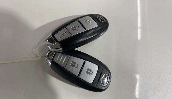 2021 Toyota URBAN CRUISER HIGH GRADE AT, Petrol, Automatic, 74,796 km, Key Close Up