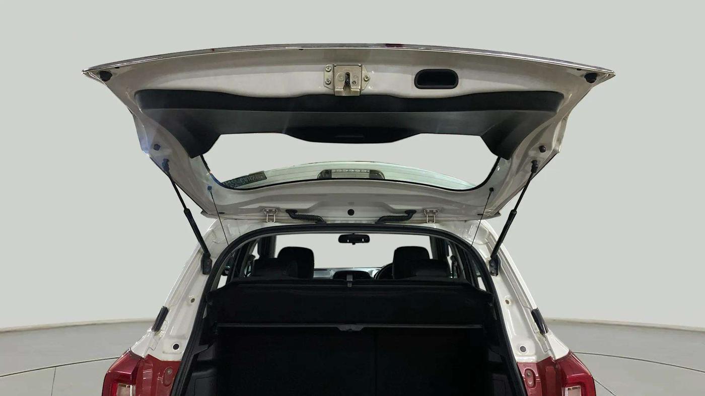 2021 Toyota URBAN CRUISER HIGH GRADE AT, Petrol, Automatic, 74,846 km, Boot Door Open
