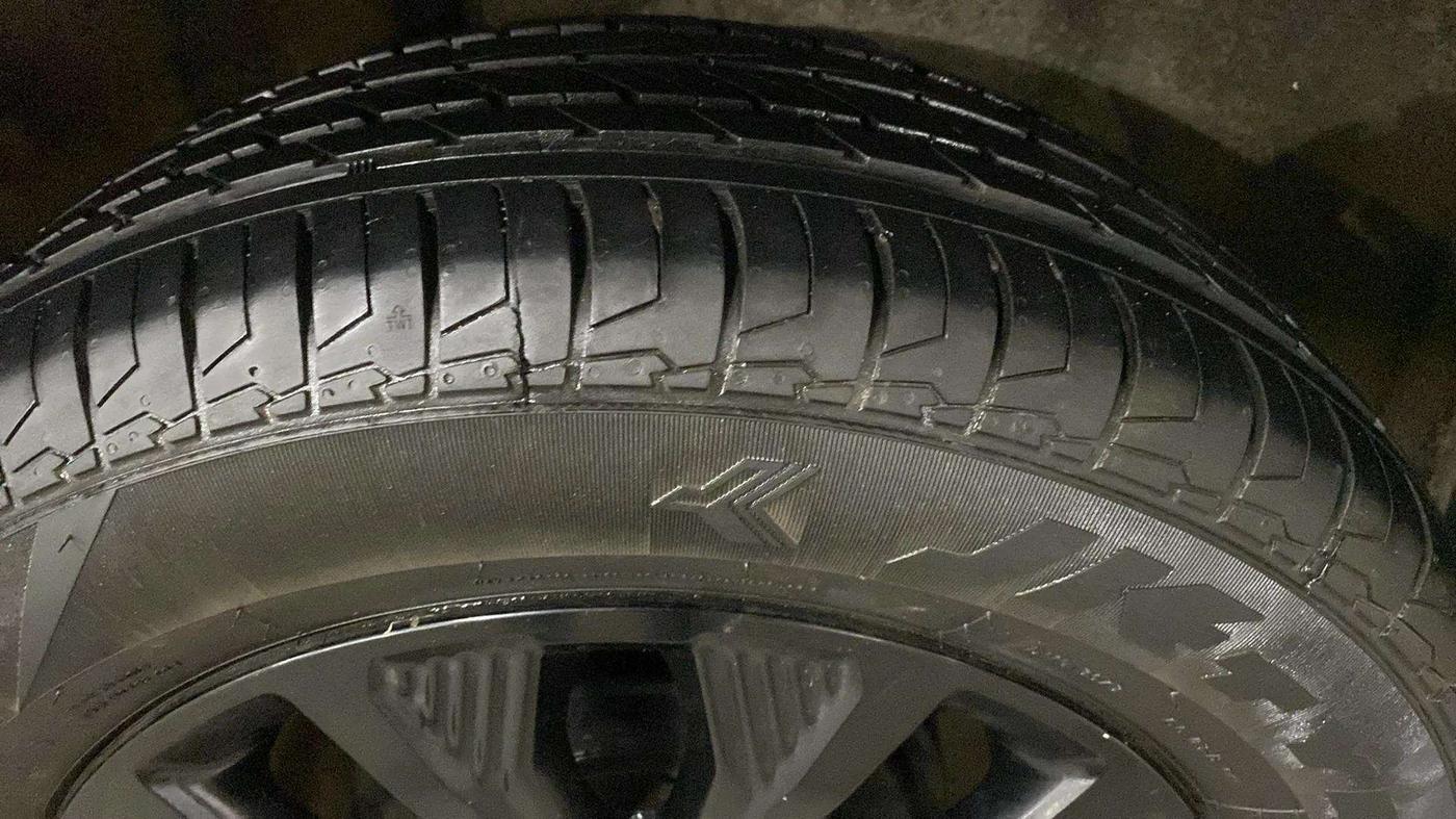 2021 Toyota URBAN CRUISER HIGH GRADE AT, Petrol, Automatic, 74,846 km, Right Rear Tyre Tread
