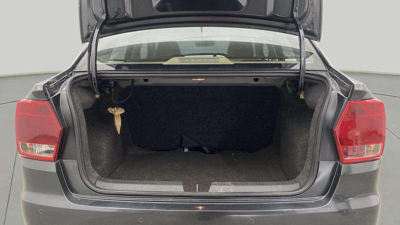 2019 Volkswagen Ameo HIGHLINE PLUS 1.5L 16 ALLOY, Diesel, Manual, 72,391 km, Boot Inside
