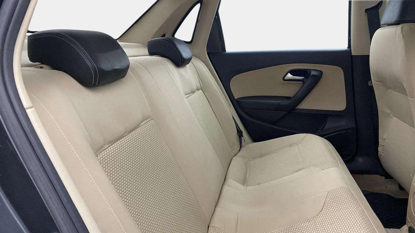 2019 Volkswagen Ameo HIGHLINE PLUS 1.5L 16 ALLOY, Diesel, Manual, 72,391 km, Right Side Rear Door Cabin