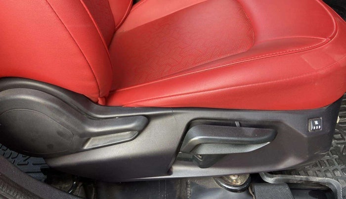 2023 Tata NEXON XZA PLUS LUX SUNROOF DARK PETROL, Petrol, Automatic, 25,001 km, Driver Side Adjustment Panel