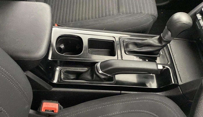 2023 Mahindra XUV700 AX 3 P AT 5 STR, Petrol, Automatic, 17,087 km, Gear Lever