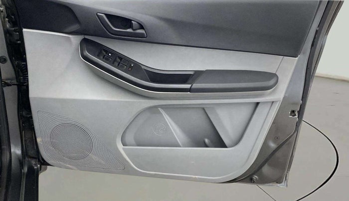 2020 Tata Tiago XT PETROL, Petrol, Manual, 18,571 km, Driver Side Door Panels Control