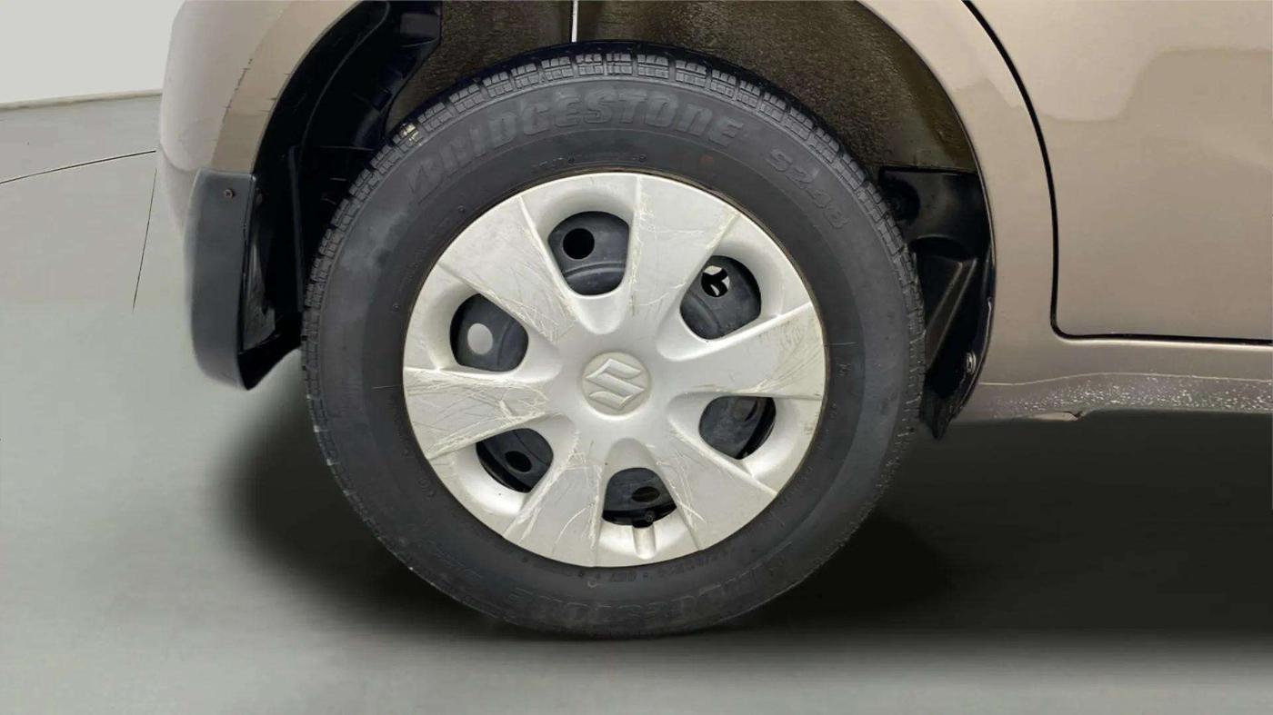 2014 Maruti Ritz VXI, Petrol, Manual, 53,548 km, Right Rear Wheel