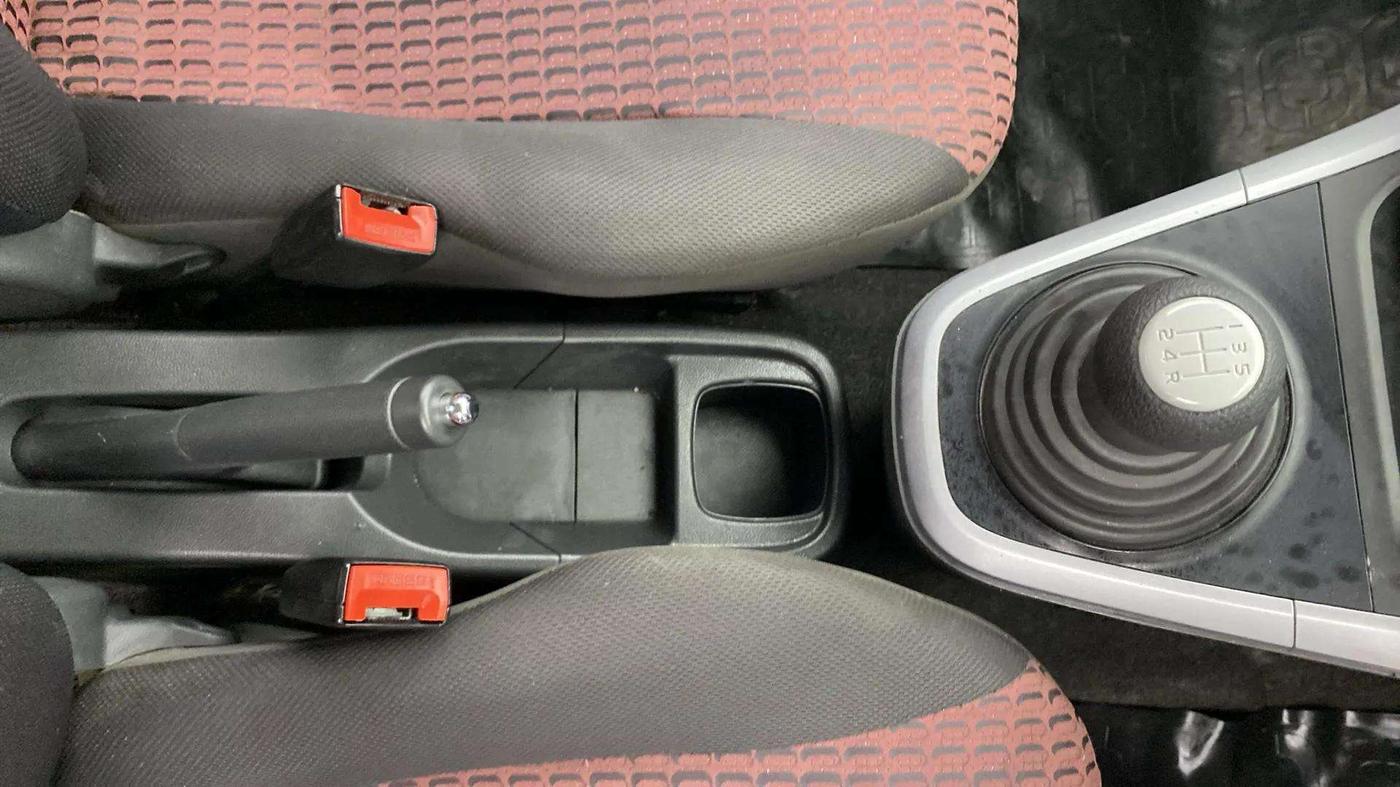 2014 Maruti Ritz VXI, Petrol, Manual, 36,307 km, Gear Lever