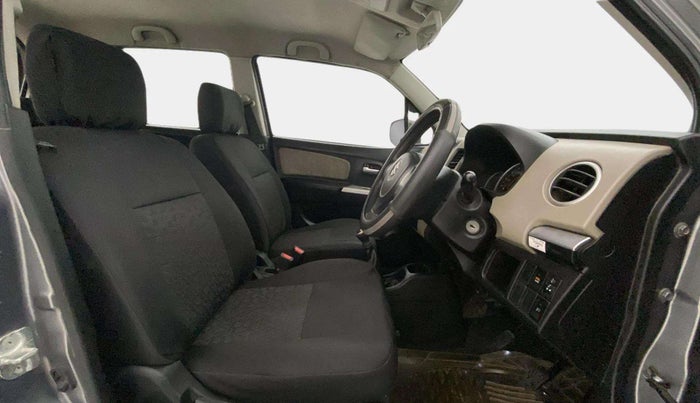 2015 Maruti Wagon R 1.0 VXI, Petrol, Manual, 56,466 km, Right Side Front Door Cabin