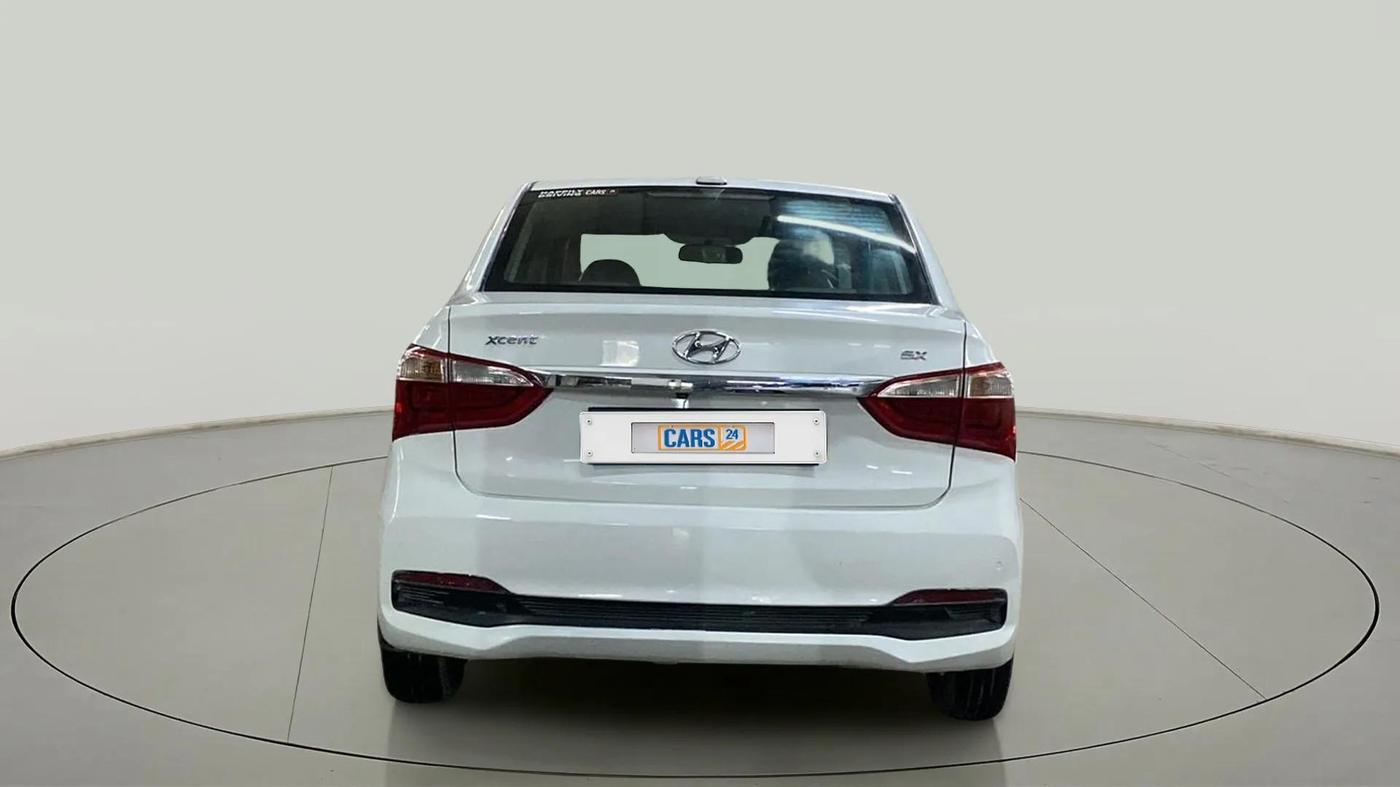 2017 Hyundai Xcent SX 1.2, Petrol, Manual, 80,459 km, Back/Rear