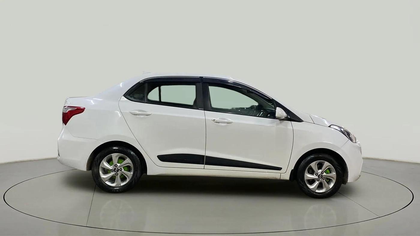 2017 Hyundai Xcent SX 1.2, Petrol, Manual, 80,459 km, Right Side View