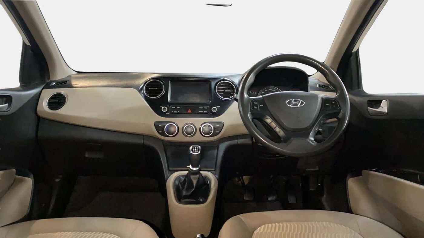2017 Hyundai Xcent SX 1.2, Petrol, Manual, 80,459 km, Dashboard