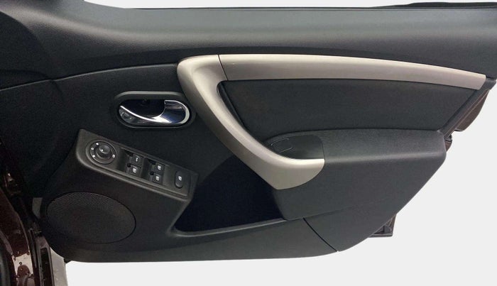 2021 Renault Duster RXZ 1.5 PETROL MT, Petrol, Manual, 22,969 km, Driver Side Door Panels Control