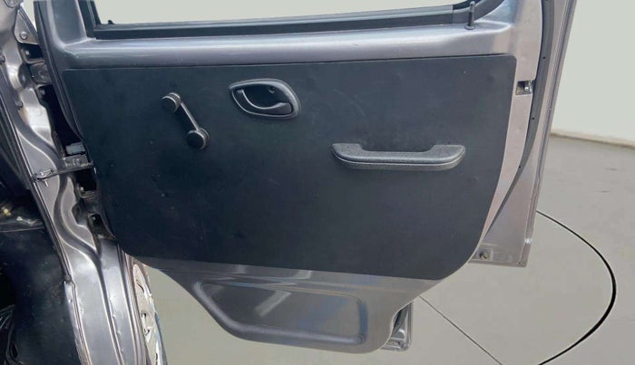 2023 Maruti Eeco 5 STR AC, Petrol, Manual, 24,151 km, Driver Side Door Panels Control