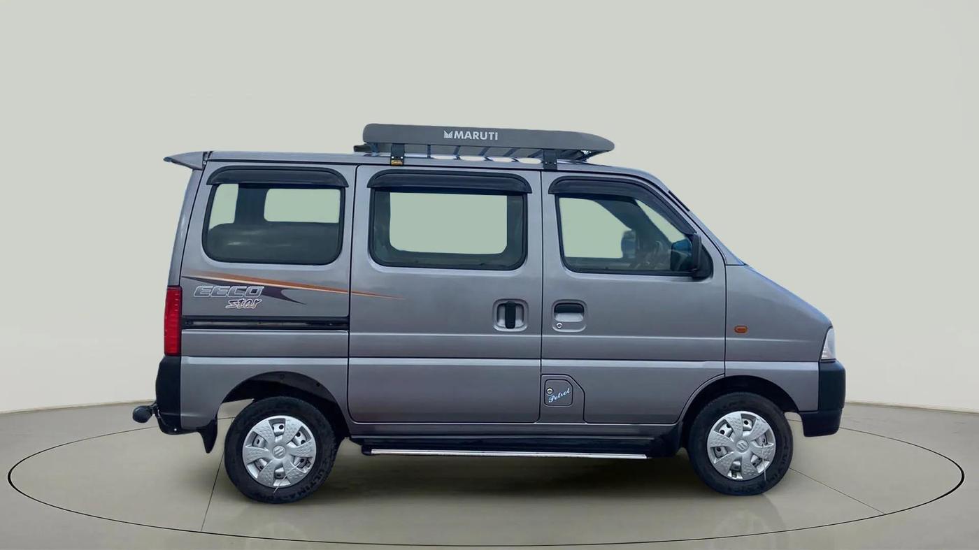 2023 Maruti Eeco 5 STR AC, Petrol, Manual, 24,213 km, Right Side View