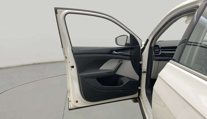 2023 Skoda KUSHAQ STYLE 1.0L TSI MT, Petrol, Manual, 37,821 km, LHS Front Door