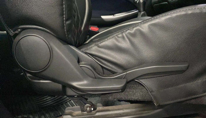 2021 Maruti Baleno ALPHA PETROL 1.2, Petrol, Manual, 6,977 km, Driver Side Adjustment Panel
