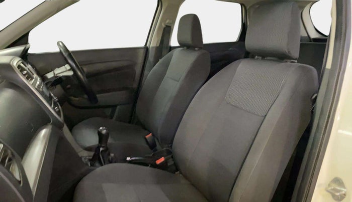 2017 Maruti Vitara Brezza VDI, Diesel, Manual, 72,327 km, Right Side Front Door Cabin