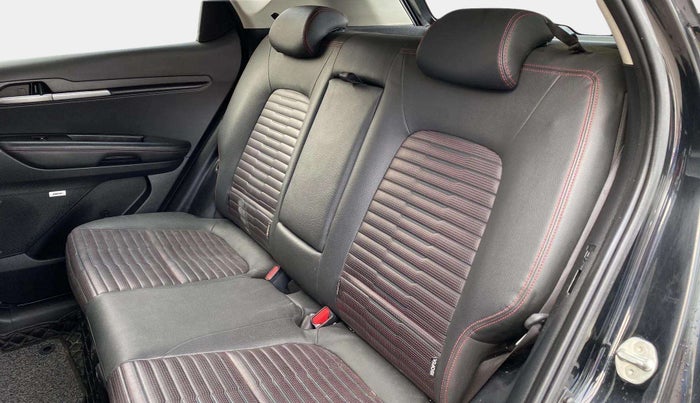 2020 KIA SONET GTX PLUS 1.0 DCT, Petrol, Automatic, 19,601 km, Right Side Rear Door Cabin