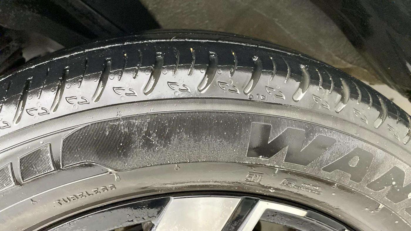 2021 Renault Kiger RXZ TURBO MT, Petrol, Manual, 20,132 km, Left Front Tyre Tread