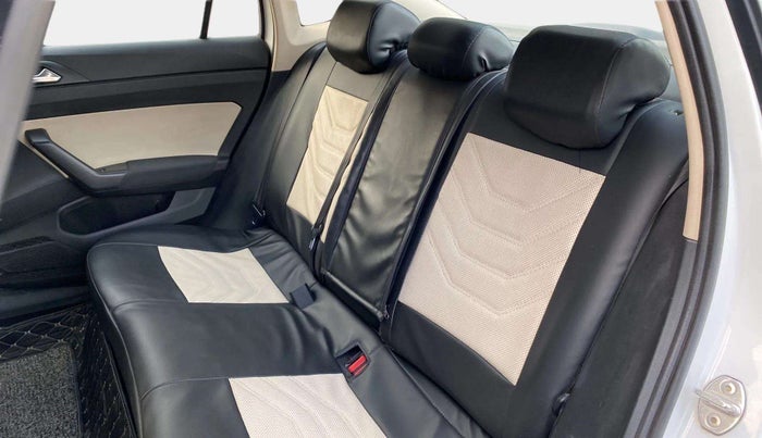 2023 Skoda SLAVIA AMBITION 1.0L TSI MT, Petrol, Manual, 34,893 km, Right Side Rear Door Cabin