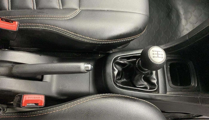 2017 Maruti Swift VXI, Petrol, Manual, 31,772 km, Gear Lever