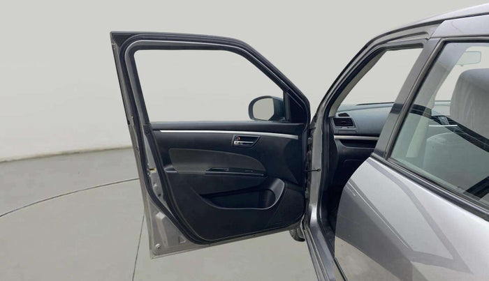 2017 Maruti Swift VXI, Petrol, Manual, 31,772 km, LHS Front Door