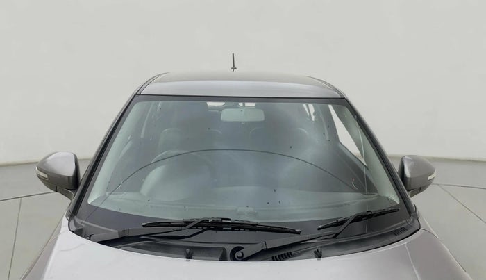 2017 Maruti Swift VXI, Petrol, Manual, 31,772 km, Front Windshield