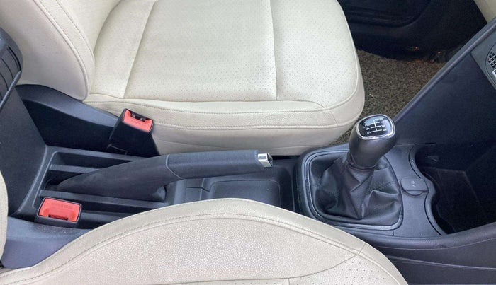 2021 Skoda Rapid STYLE TSI, Petrol, Manual, 24,079 km, Gear Lever