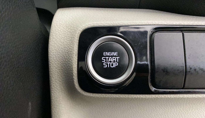 2020 KIA SONET HTX 1.0 IMT, Petrol, Manual, 80,876 km, Keyless Start/ Stop Button