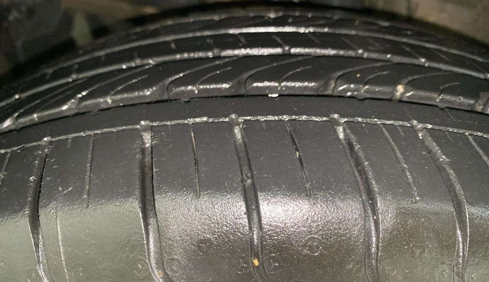 2017 Honda WR-V 1.2L I-VTEC S MT, Petrol, Manual, 34,665 km, Left Front Tyre Tread